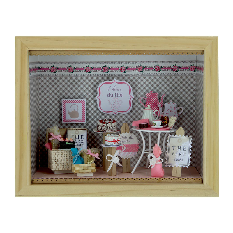 Vitrine miniature, décor miniature pour poupée et collection